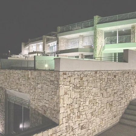 Apt Ristola Deluxe *